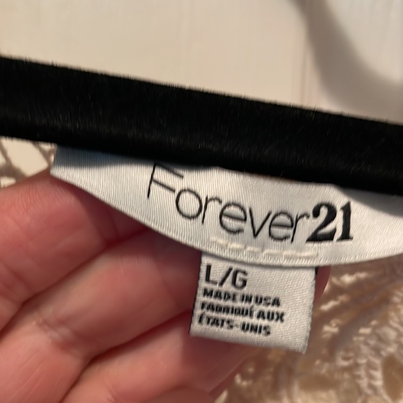 Forever21 knit top, women’s size lrg - Picture 6 of 10